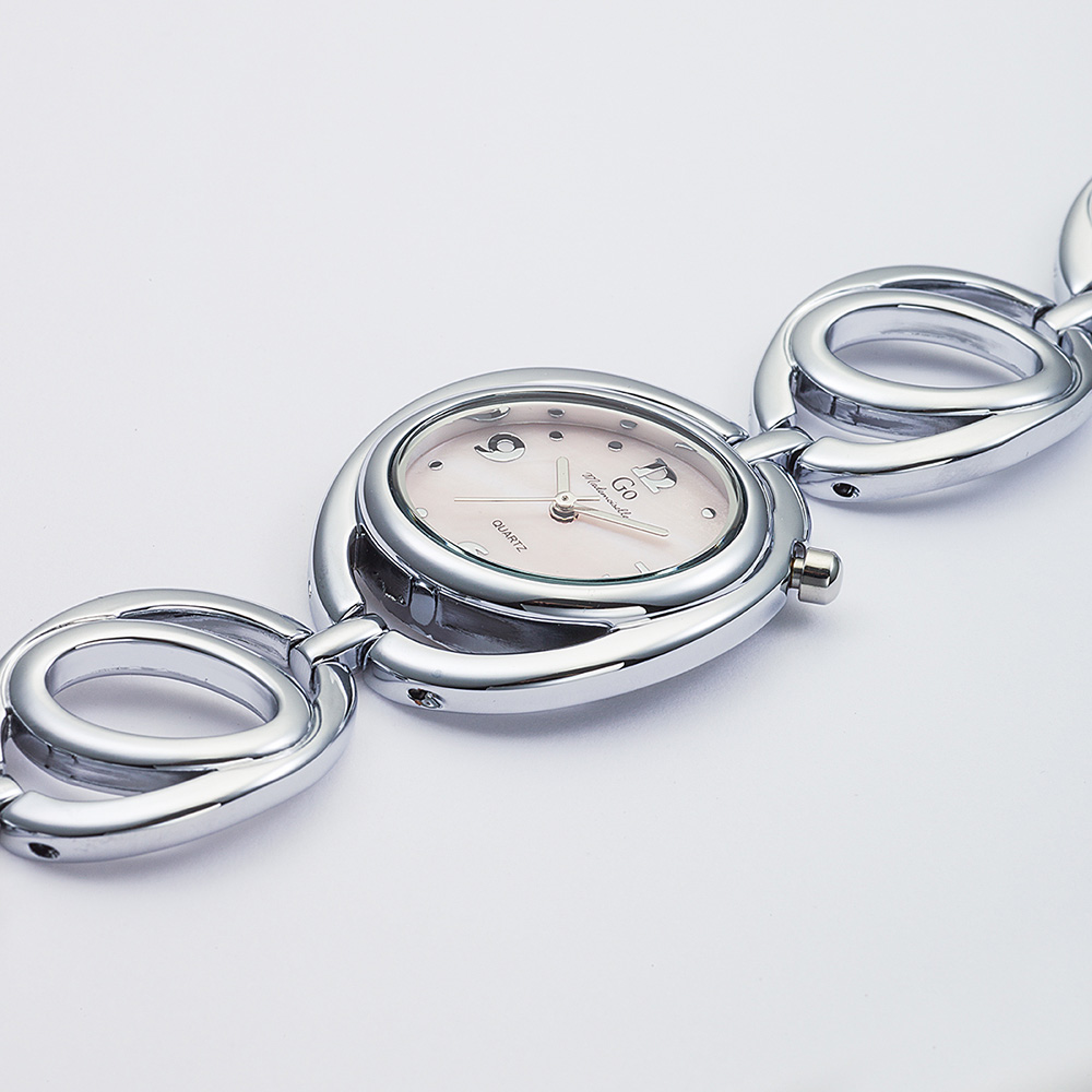 Montre Femme Boîtier Argenté Bracelet Métal Argenté - 694777 – Image 2