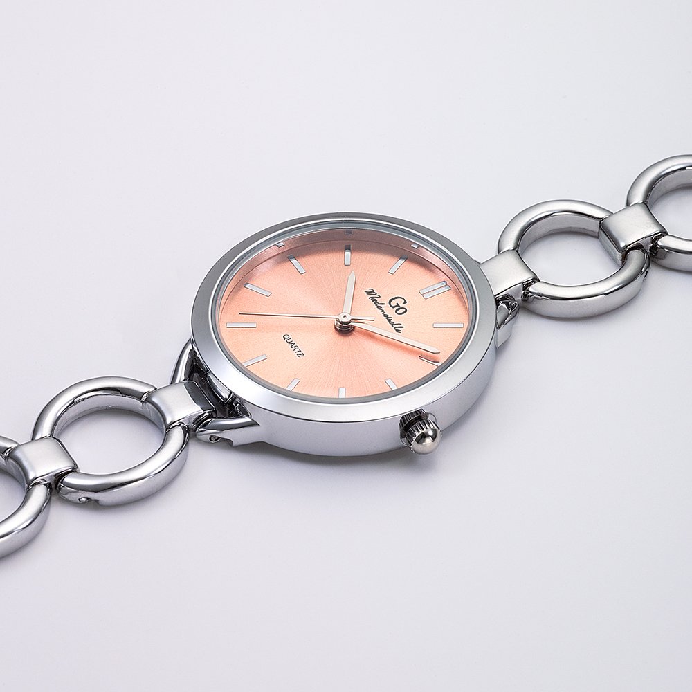 Montre Femme Boîtier Argenté Bracelet Métal Argenté - 695215 – Image 2